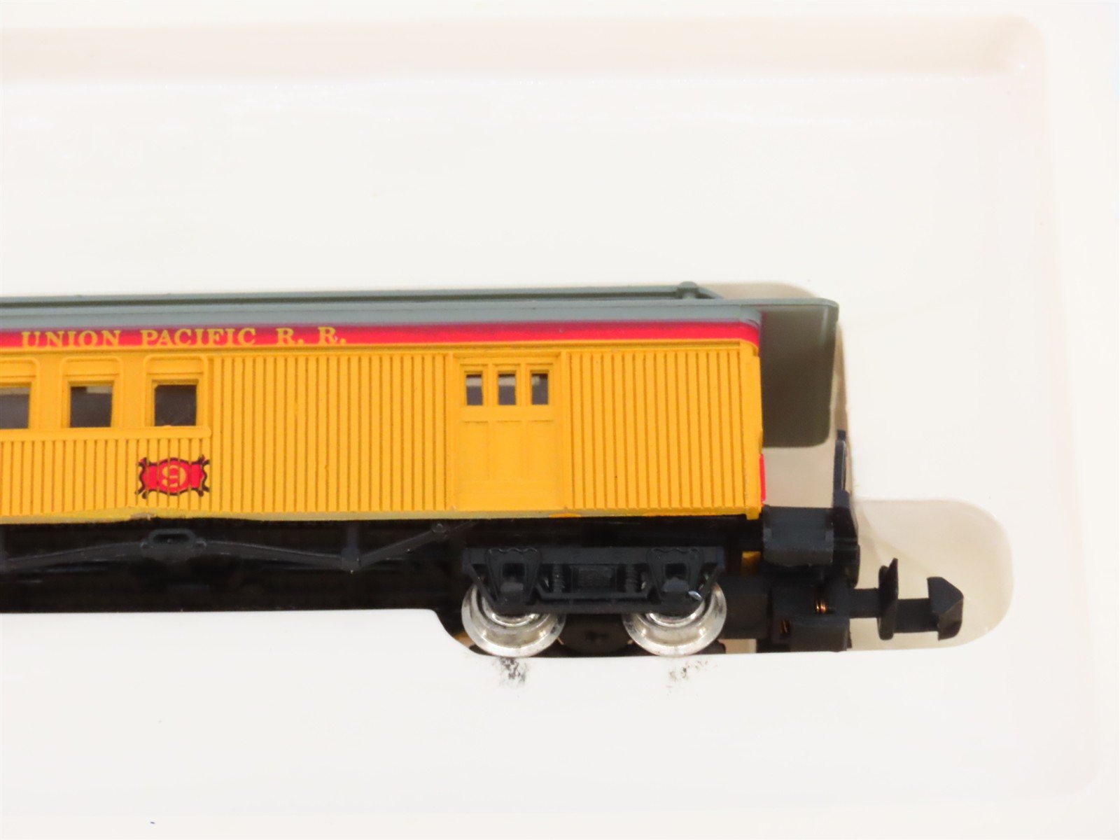 N Scale Bachmann 53-1055-01 UP Union Pacific Old Time Combine Passenger Car