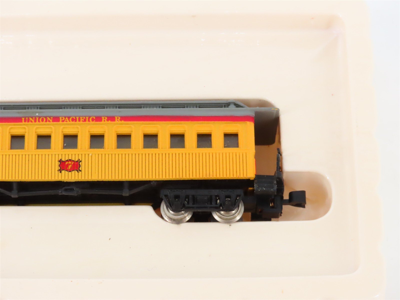 N Scale Bachmann 53-1056-01 UP Union Pacific Old Time Combine Passenger Car