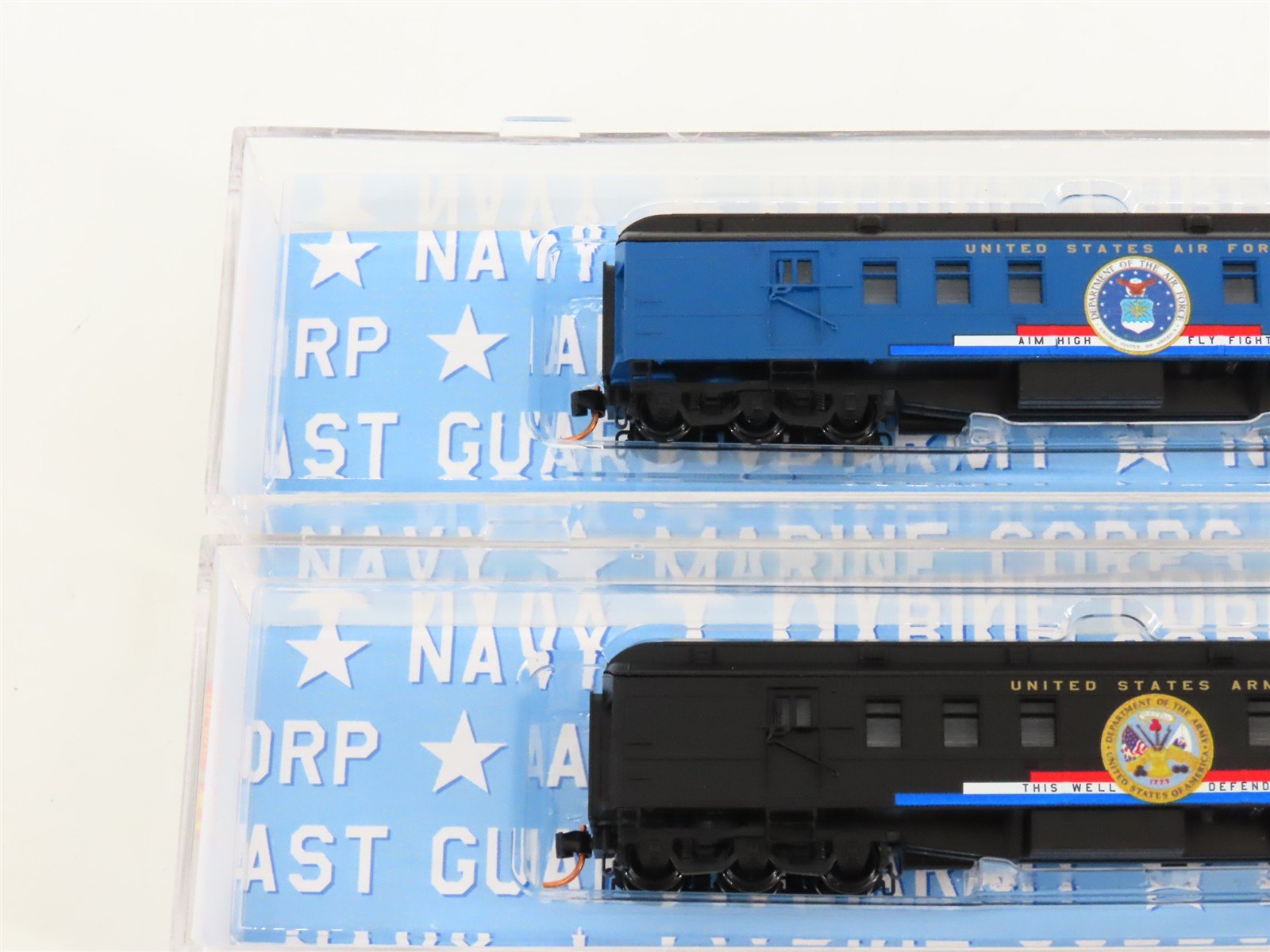 N Scale Micro-Trains MTL 99321140 Veteran's Tribute Passenger 5-Car Set