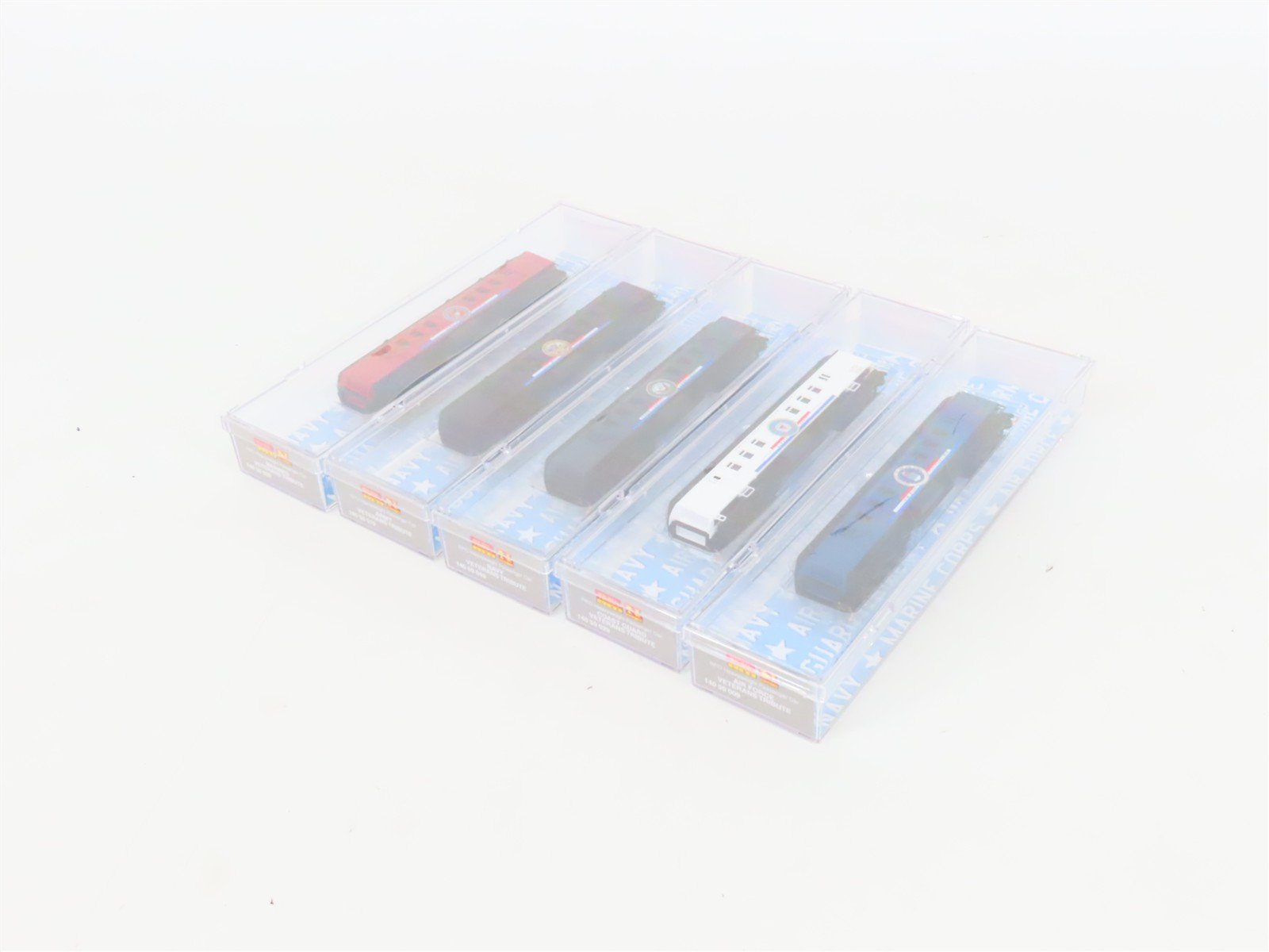 N Scale Micro-Trains MTL 99321140 Veteran's Tribute Passenger 5-Car Set