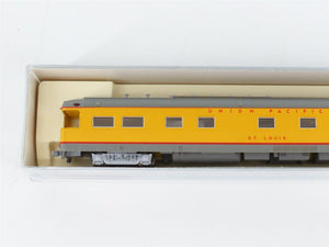 N Scale Kato 156-0814 UP Union Pacific Business Passenger Car 