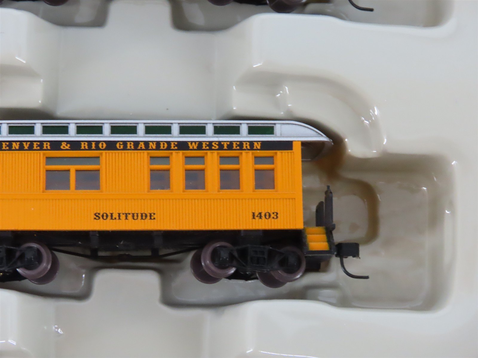 N Scale Athearn 11023 DRGW Rio Grande Overton Passenger 4-Car Set