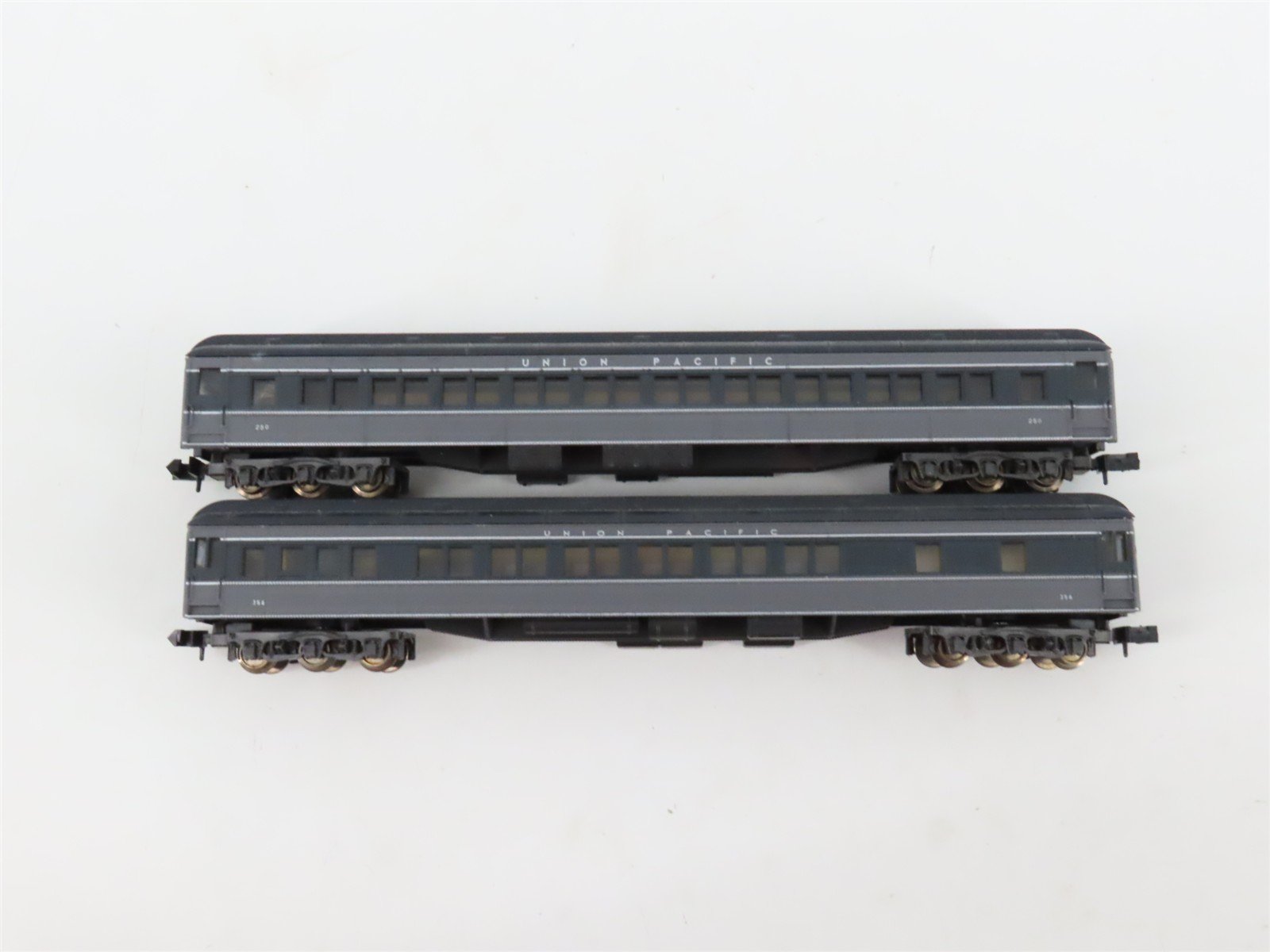 N Scale Con-Cor UP Union Pacific Hvywt Coach/Baggage Passenger 6-Car Set