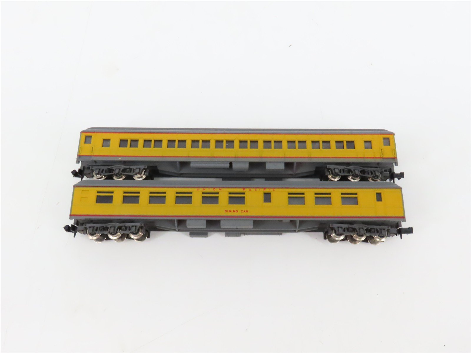 N Scale Con-Cor 0003-570013 UP Union Pacific Heavyweight Passenger 6-Car Set
