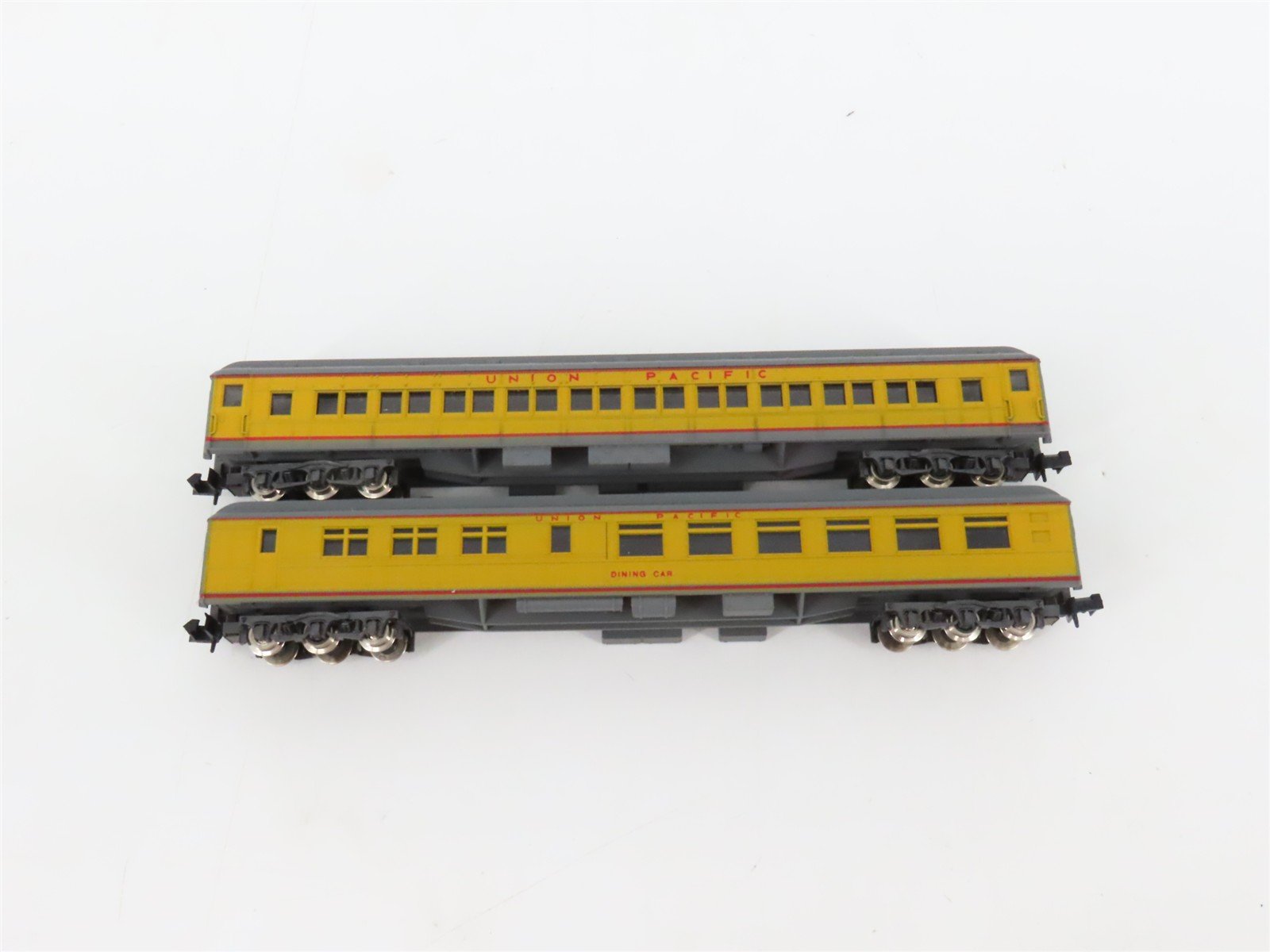 N Scale Con-Cor 0003-570013 UP Union Pacific Heavyweight Passenger 6-Car Set