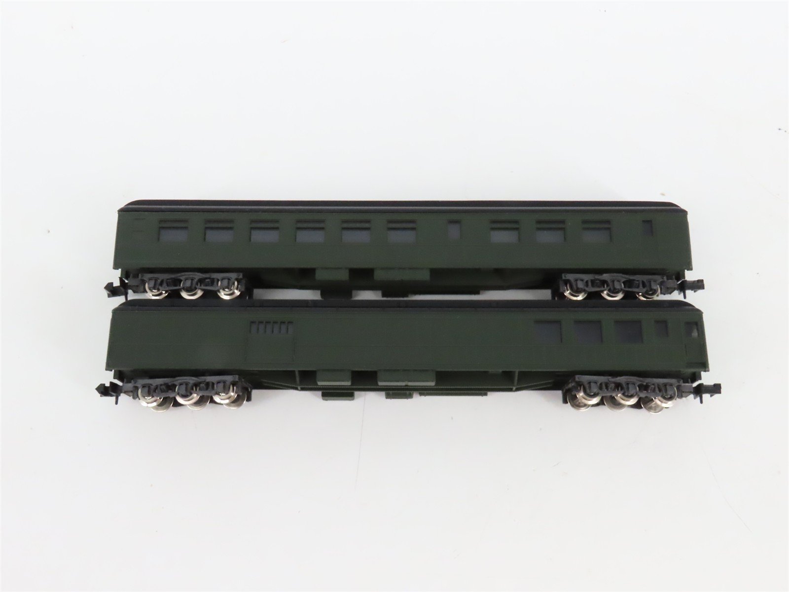 N Scale Con-Cor 0003-570000 Undecorated Heavyweight Passenger 6-Car Set