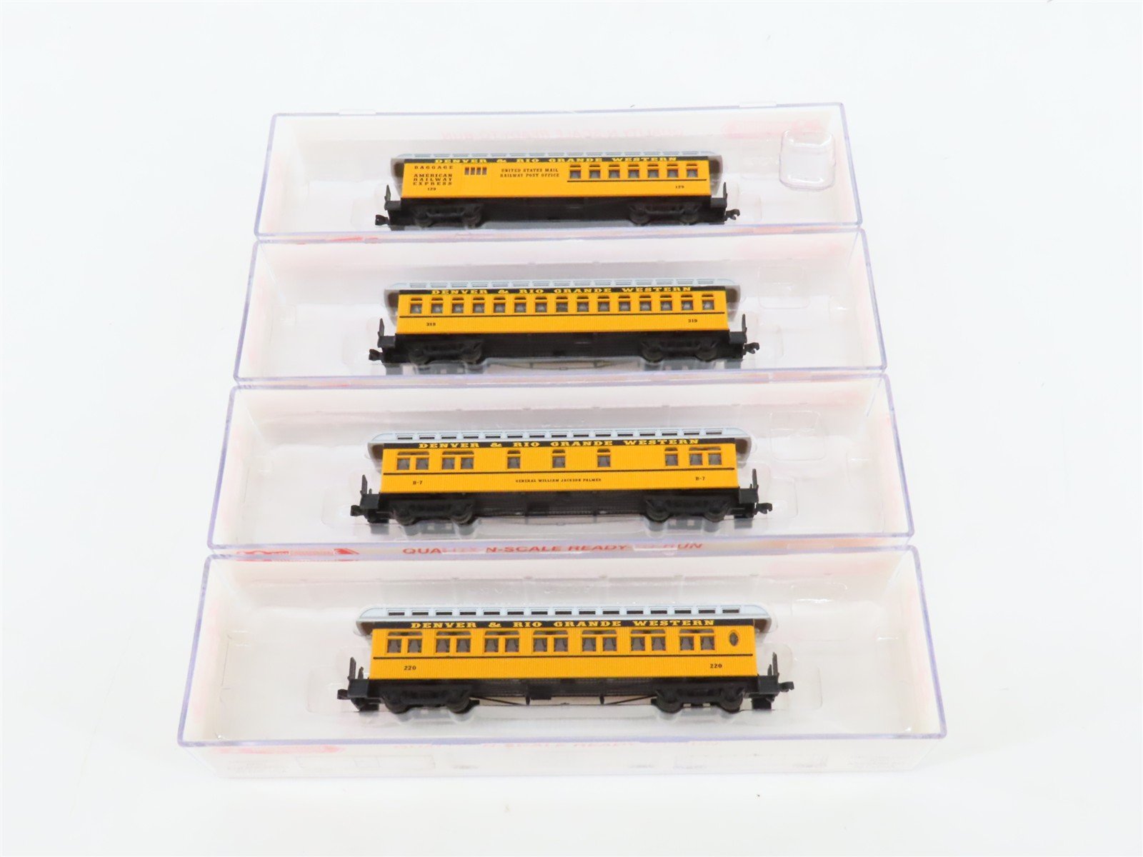 N Scale Roundhouse 89414 DRGW Rio Grande 50' Overland Passenger 4-Car Set