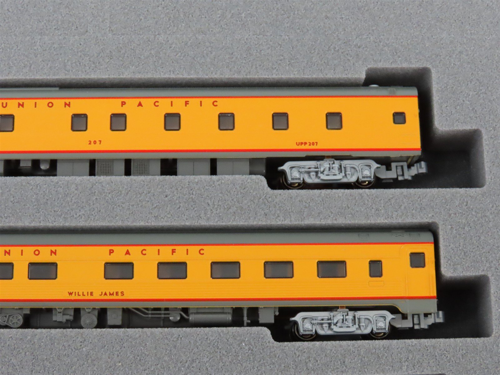 N Scale Kato 106-086 UP Union Pacific Excursion Passenger 7-Car Set