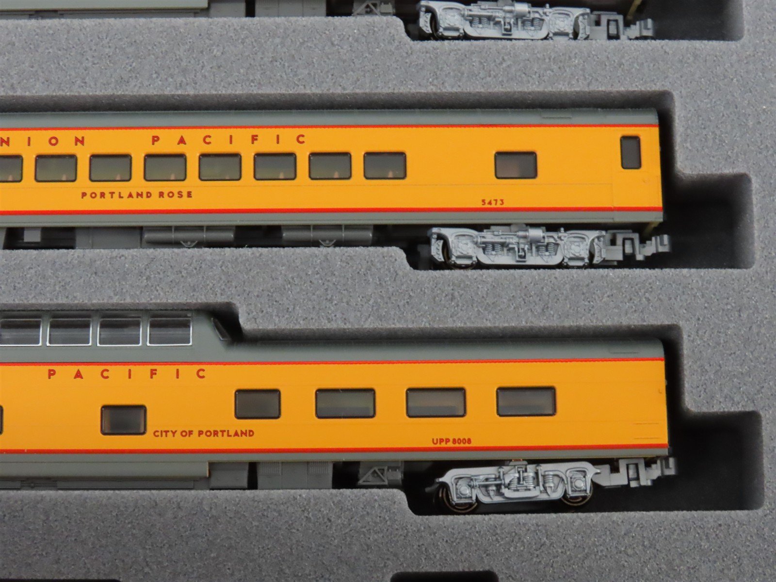 N Scale Kato 106-086 UP Union Pacific Excursion Passenger 7-Car Set