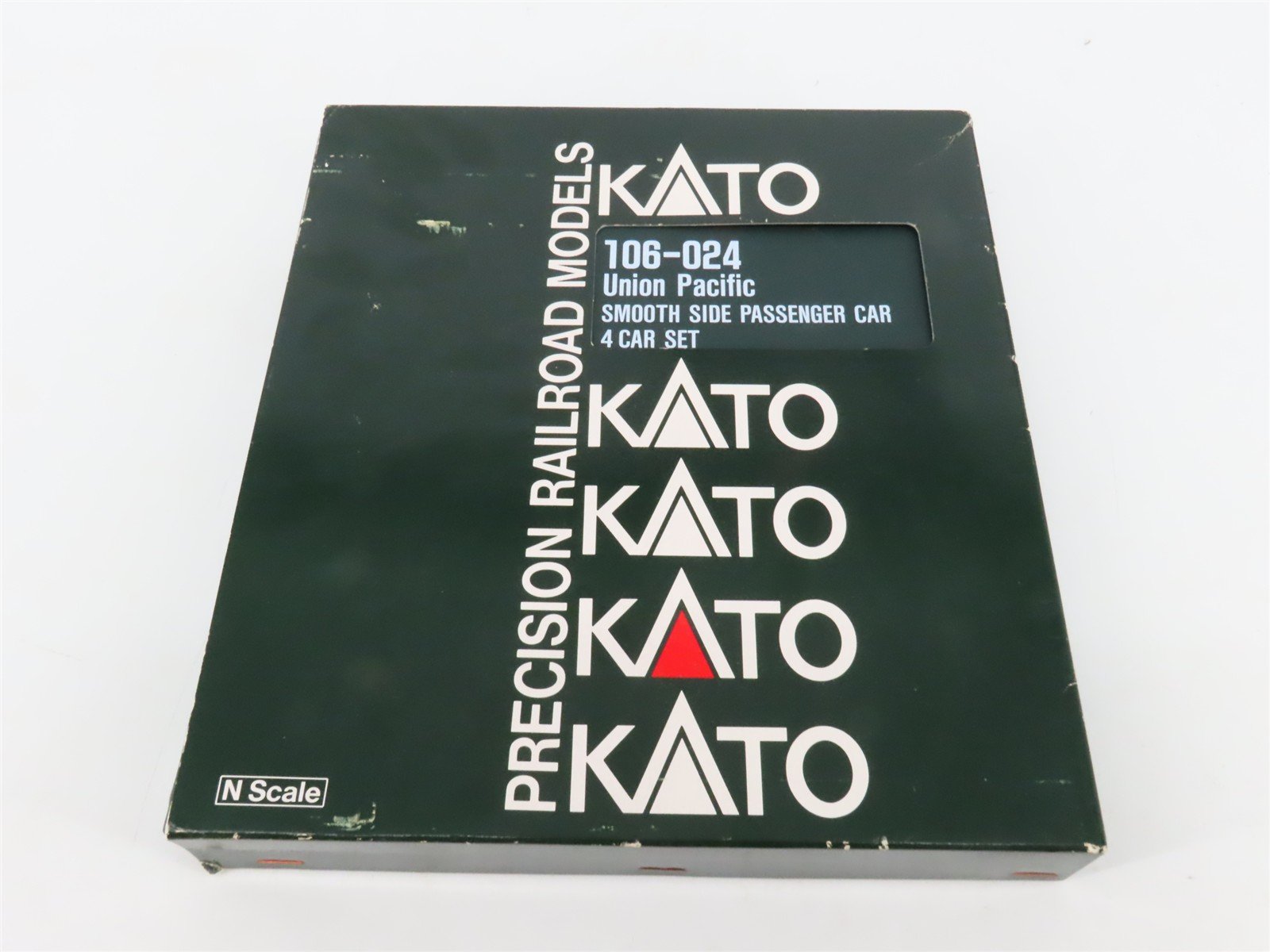 N Scale Kato 106-024 UP Union Pacific Smooth Side Passenger 4-Car Set