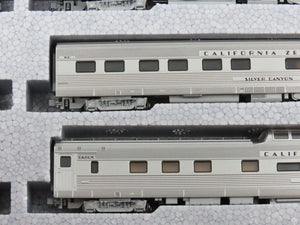 N Scale Kato 106-055 California Zephyr Passenger 11-Car Set w/Display Track