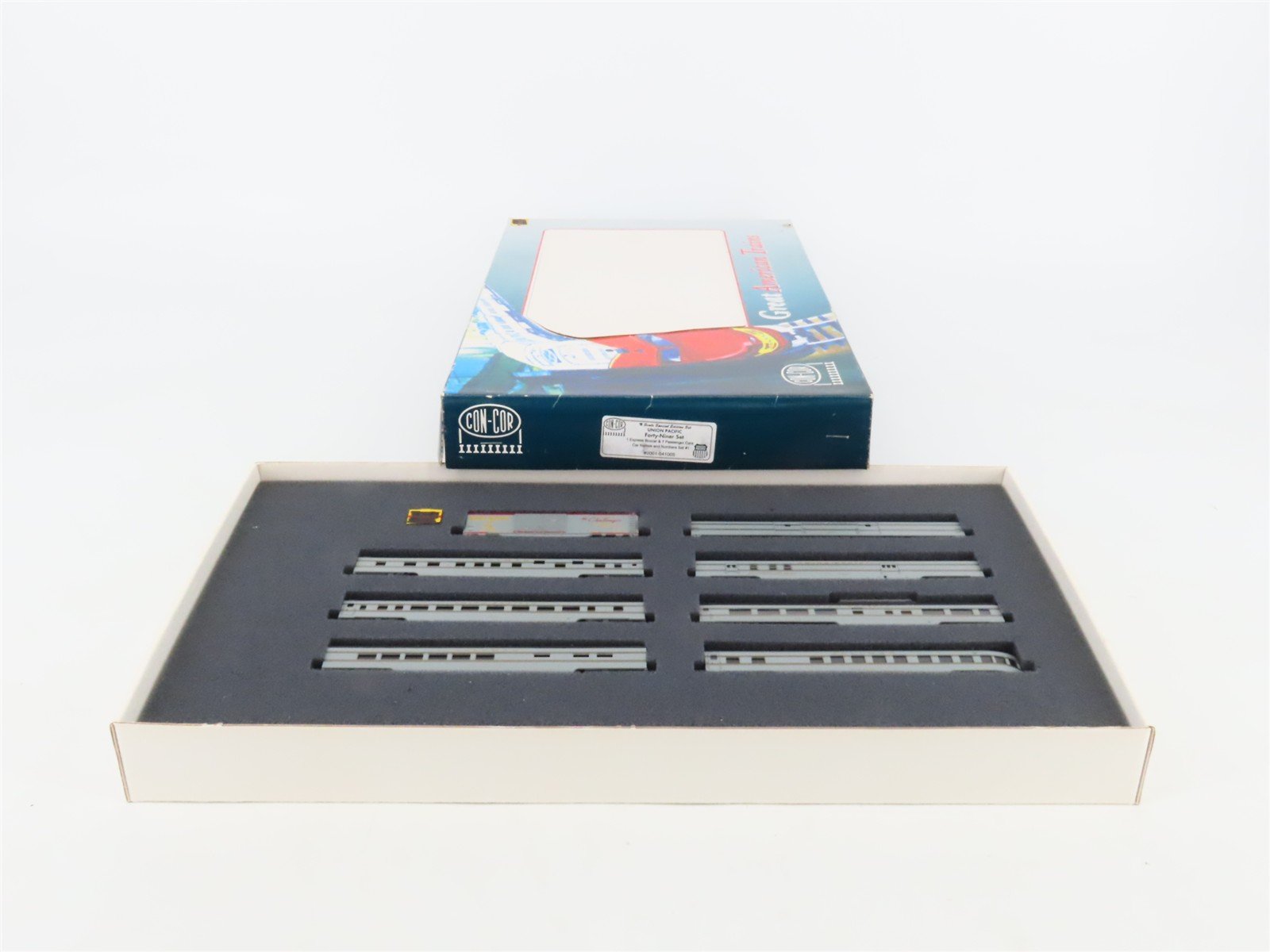 N Scale Con-Cor 0001-041005 UP Union Pacific Forty-Niner Passenger 8-Car Set
