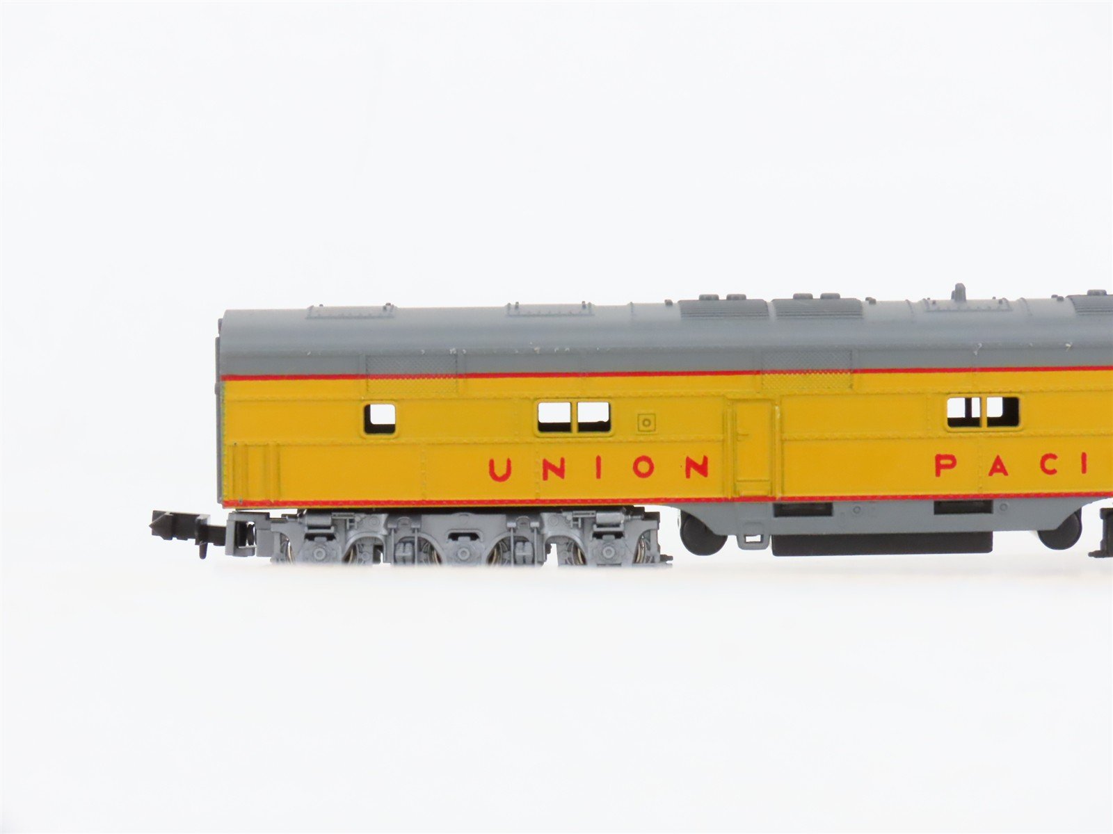 N Scale Con-Cor 0001-2808 UP Union Pacific EMD E7A/B Diesel Set #927/908