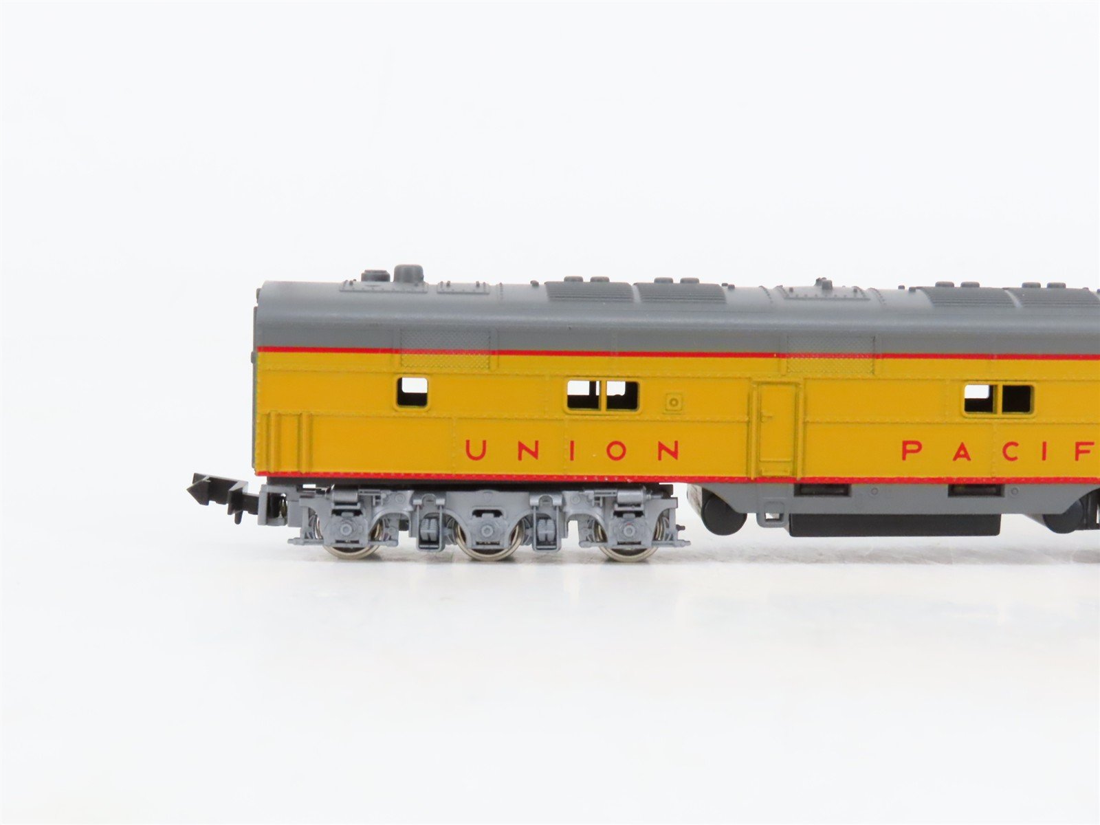 N Scale Con-Cor 0001-2808 UP Union Pacific EMD E7A/B Diesel Set #927/908