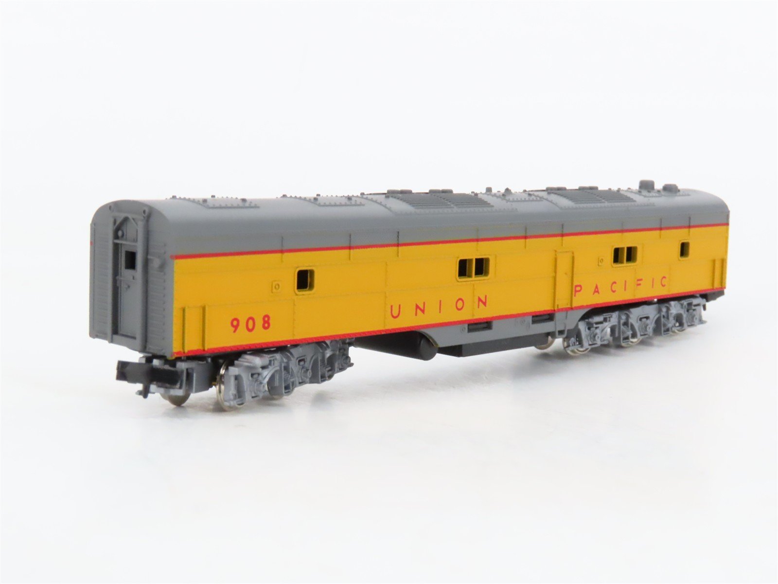 N Scale Con-Cor 0001-2808 UP Union Pacific EMD E7A/B Diesel Set #927/908