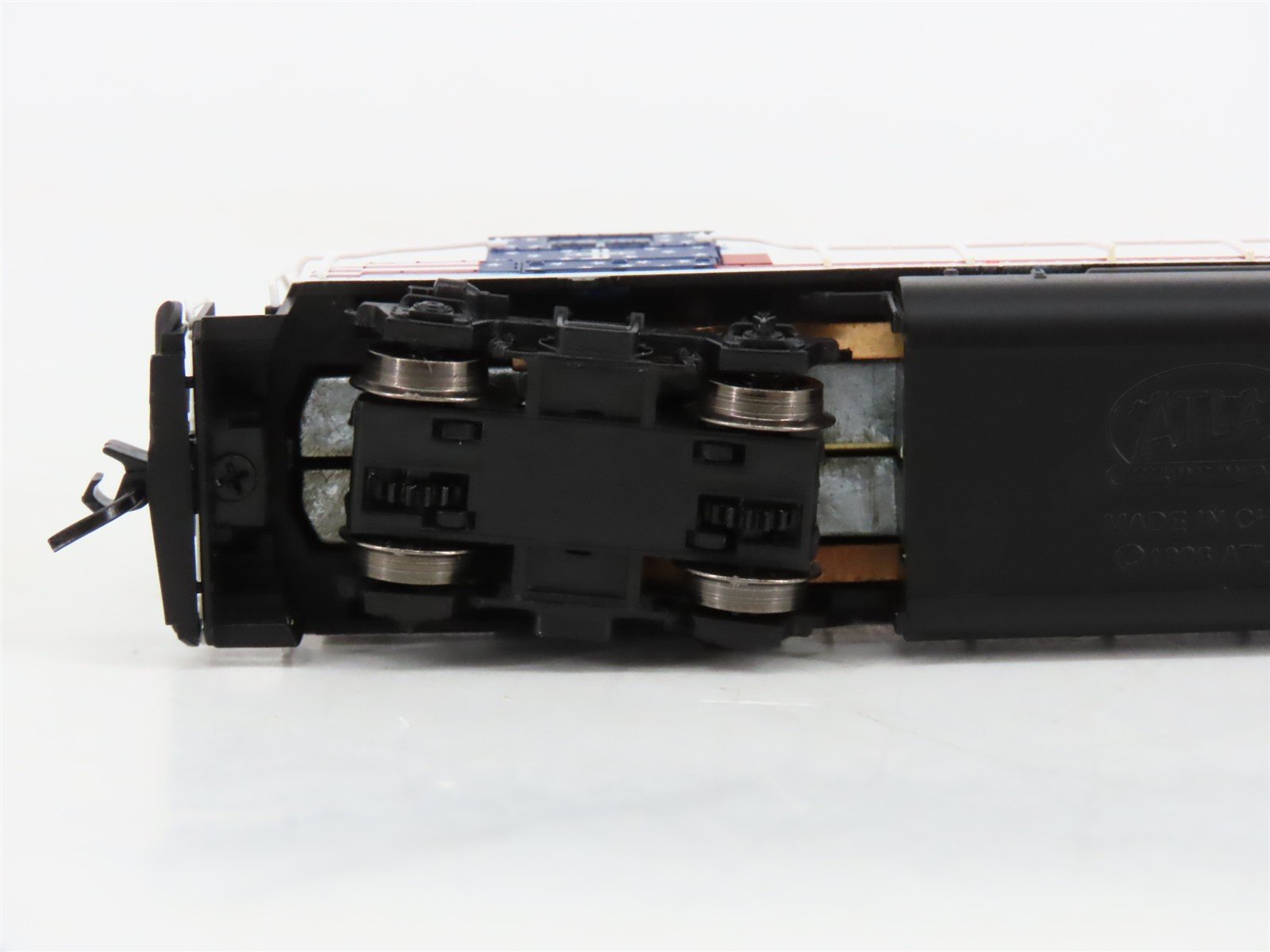 N Scale Atlas NSC B&M Bi-Centennial EMD GP38-2 Diesel #200 - DCC Ready