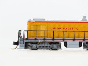 N Scale Arnold 5023 UP Union Pacific ALCO S2 Diesel Switcher Locomotive #1109
