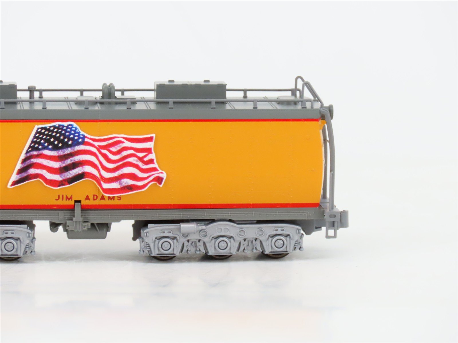 N Scale KATO 106-085 UP Union Pacific Water Tenders 2-Car Set