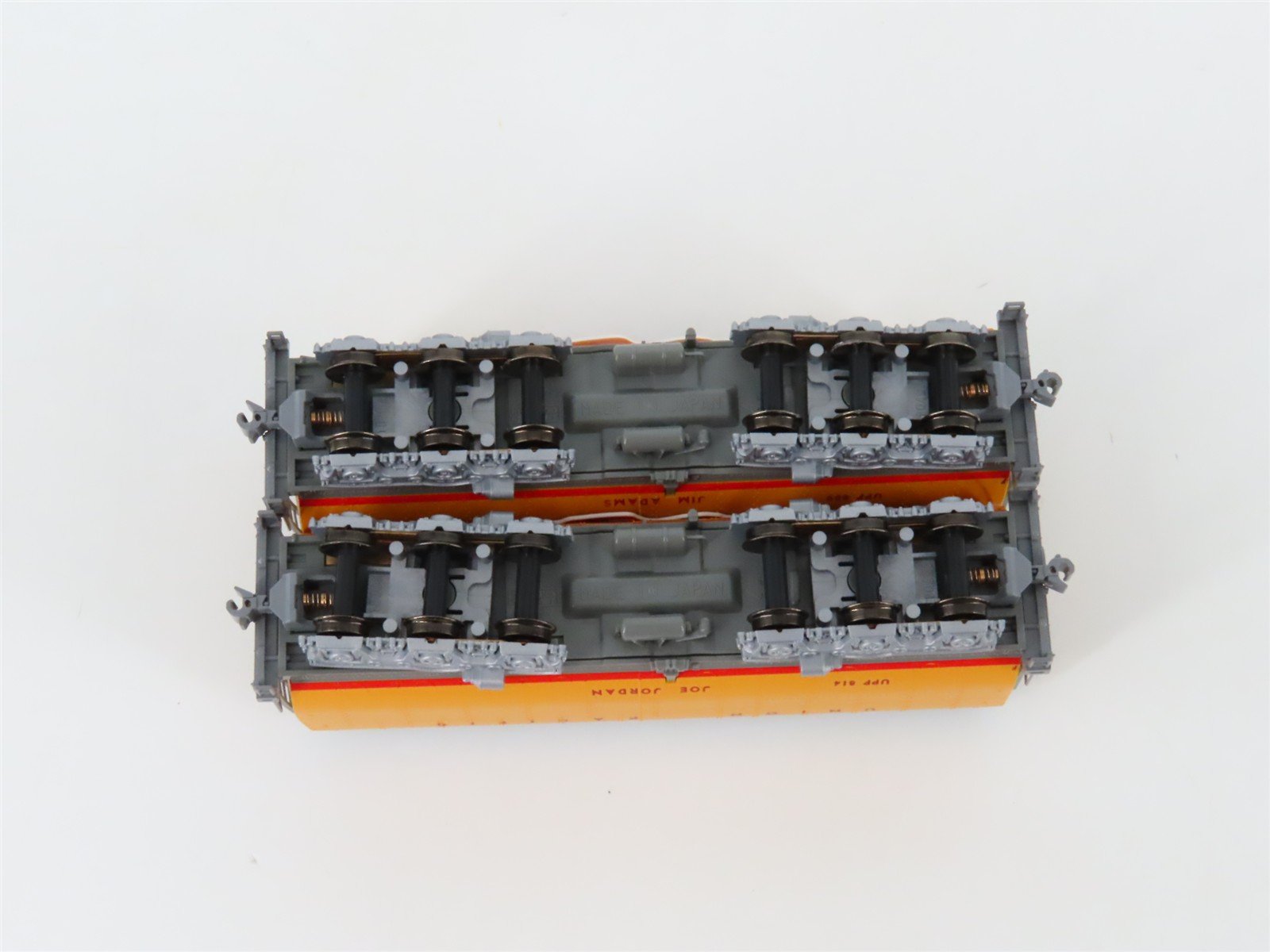 N Scale KATO 106-085 UP Union Pacific Water Tenders 2-Car Set