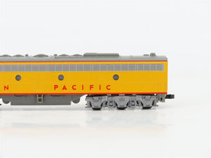 N Scale KATO 176-266 UP Union Pacific EMD E8/9A Diesel Locomotive #932