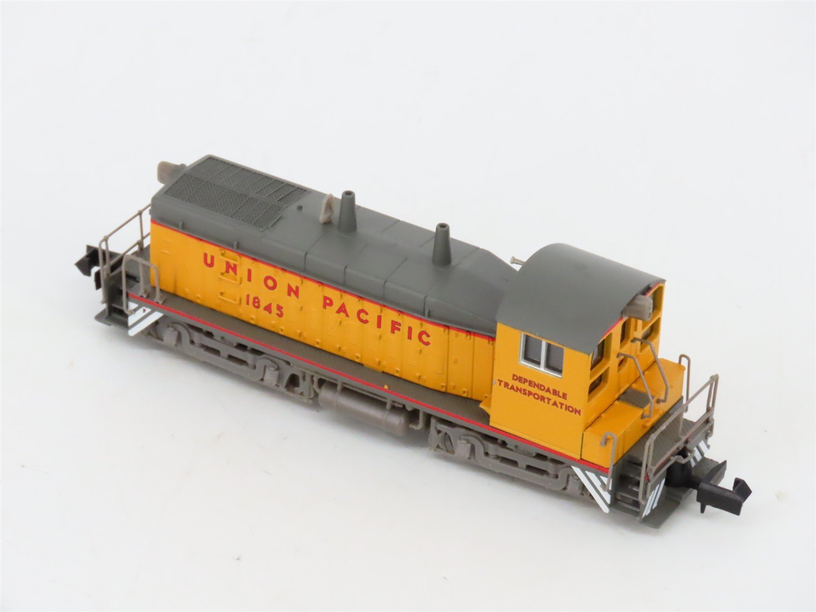 N Scale Life-Like 7520 UP Union Pacific EMD SW9/1200 Diesel Switcher #1845