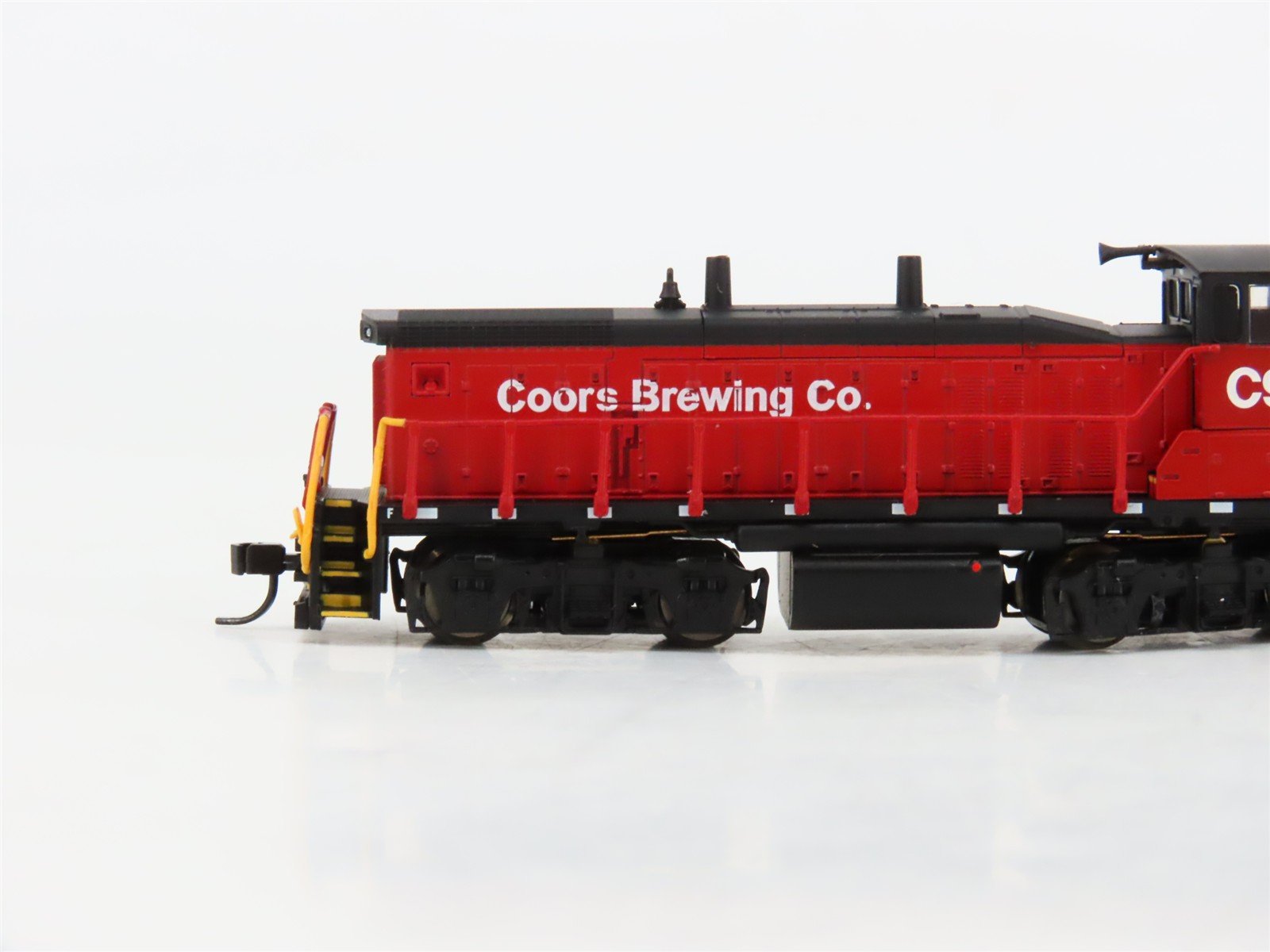 N Scale Atlas NSC-ATL07-02 Coors Brewing MP-15 Diesel Yard Switcher #C997