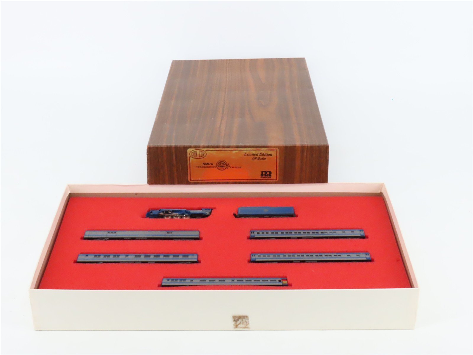 N Scale Con-Cor/Rivarossi NMRA Headquarters Express Steam Passenger Set