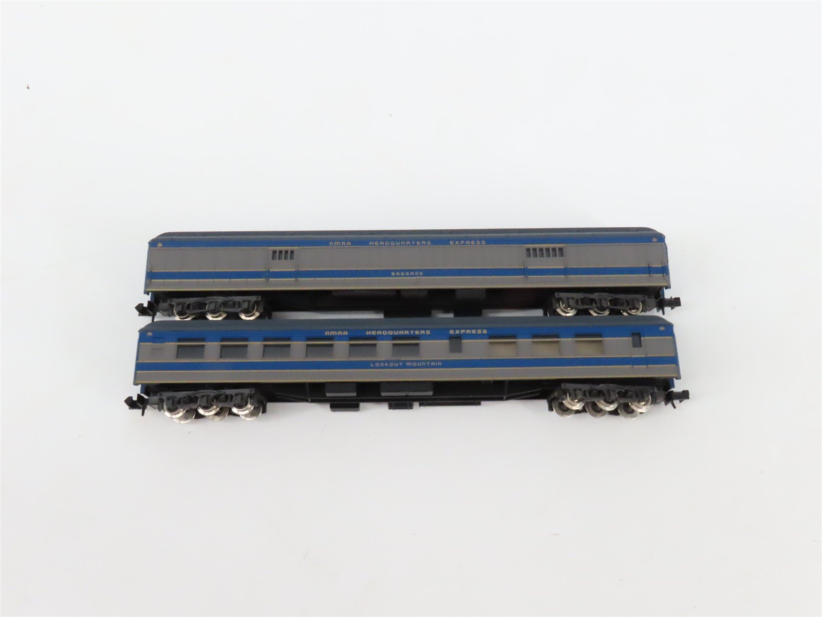 N Scale Con-Cor/Rivarossi NMRA Headquarters Express Steam Passenger Set