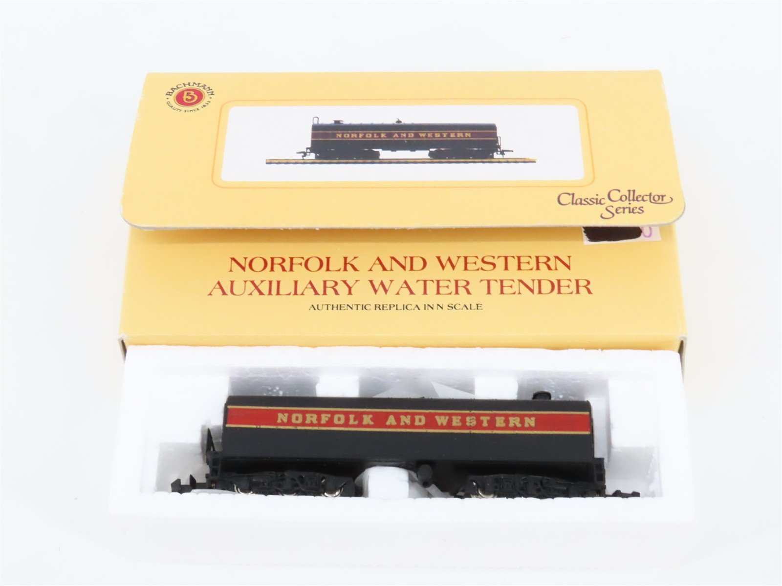 N Scale Bachmann 53-1096A4 N&W Norfolk & Western Auxiliary Water Steam Tender