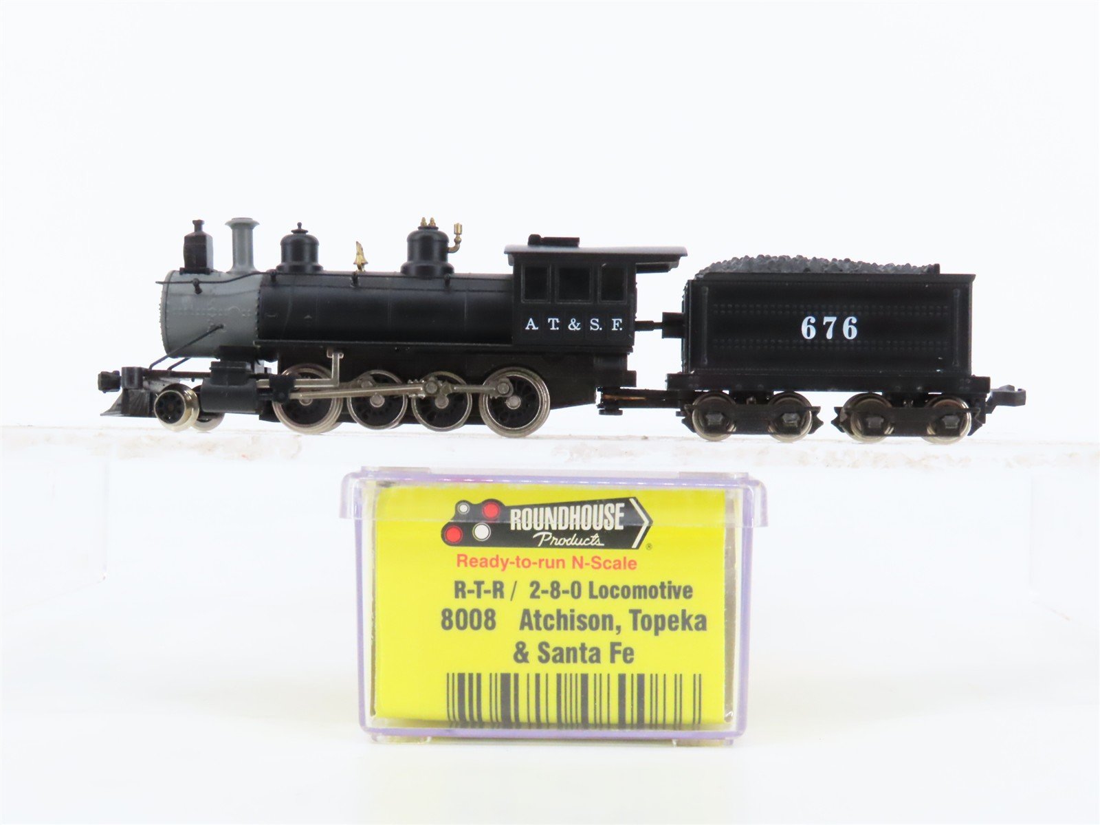 N Scale Roundhouse 8008 ATSF Santa Fe 2-8-0 Steam Locomotive #676