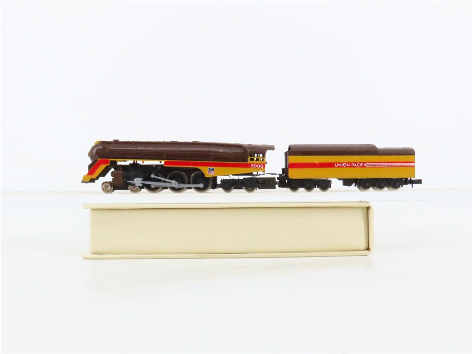 N Scale Con-Cor UP Union Pacific 4-6-4 Steam Locomotive #2906