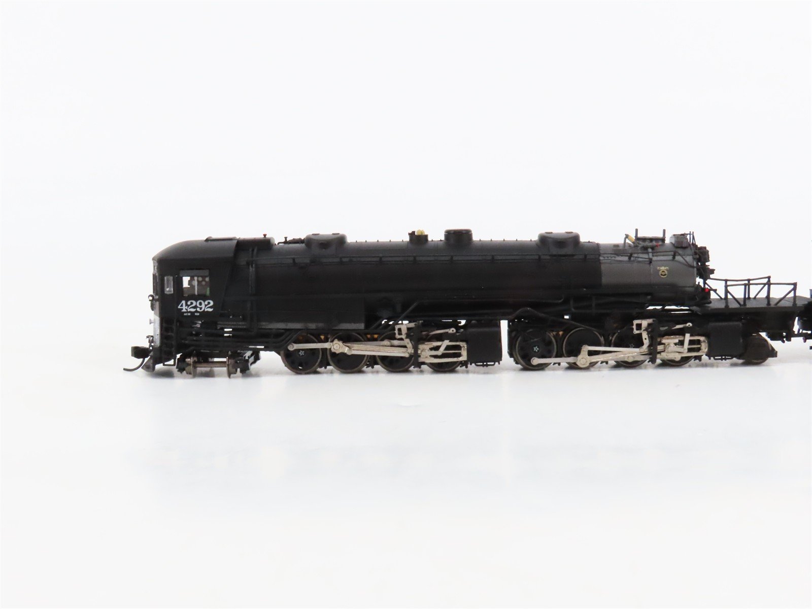 N Scale Intermountain 79005 SP Southern Pacific 4-8-8-2 Cab Forward Steam #4292