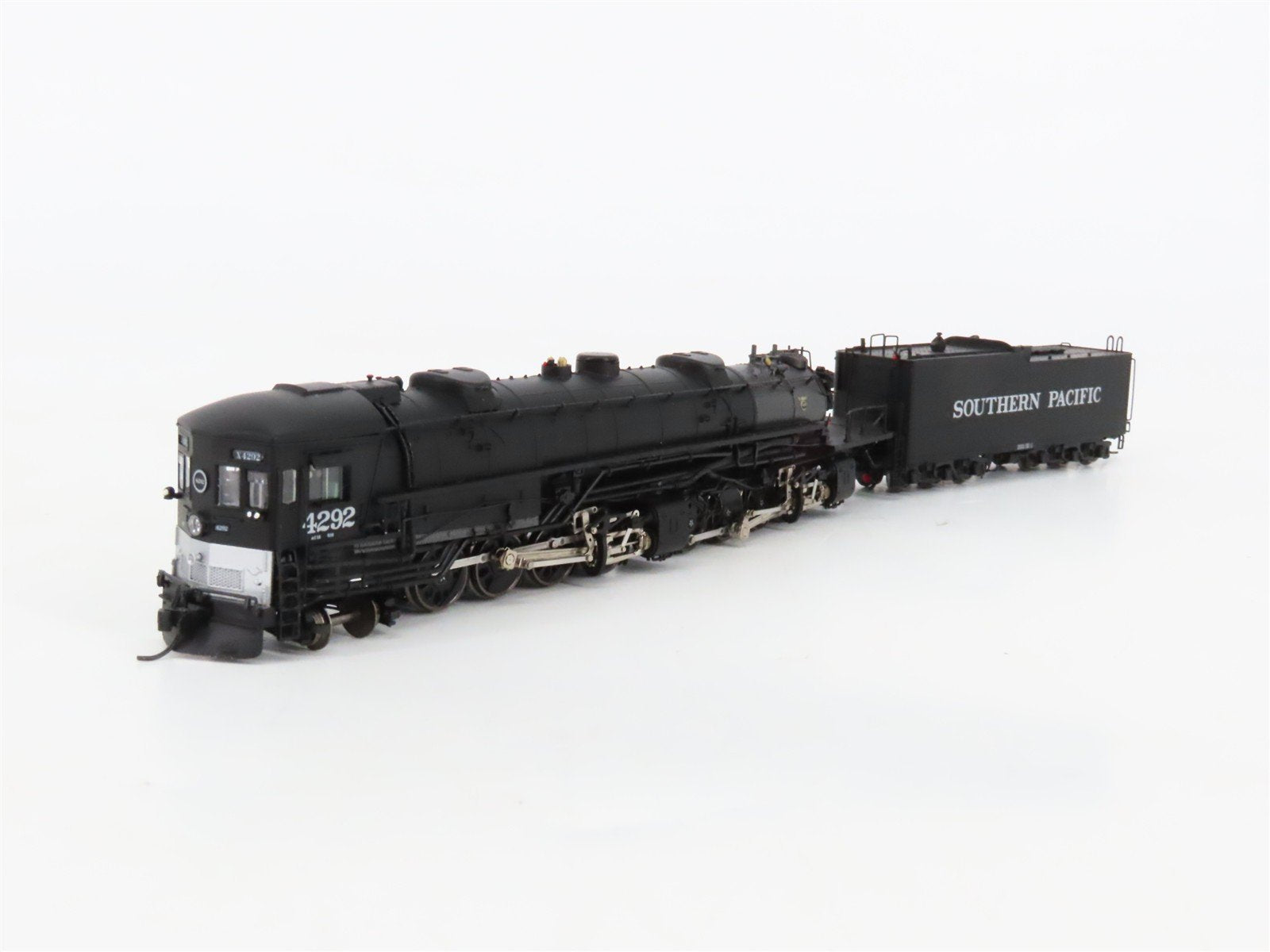 N Scale Intermountain 79005 SP Southern Pacific 4-8-8-2 Cab Forward Steam #4292