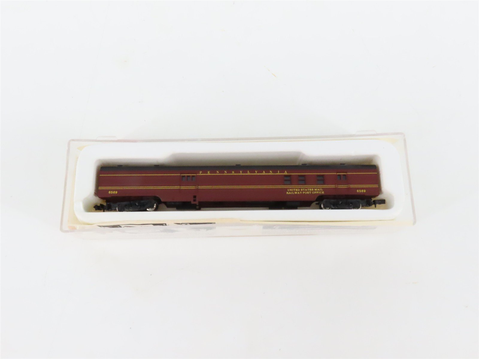 N Scale Con-Cor 0001-04021A PRR Pennsylvania 85' RPO/Baggage Passenger #6569