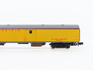 N Scale Con-Cor 0001-04081E UP Union Pacific Smoothside Baggage Passenger No#