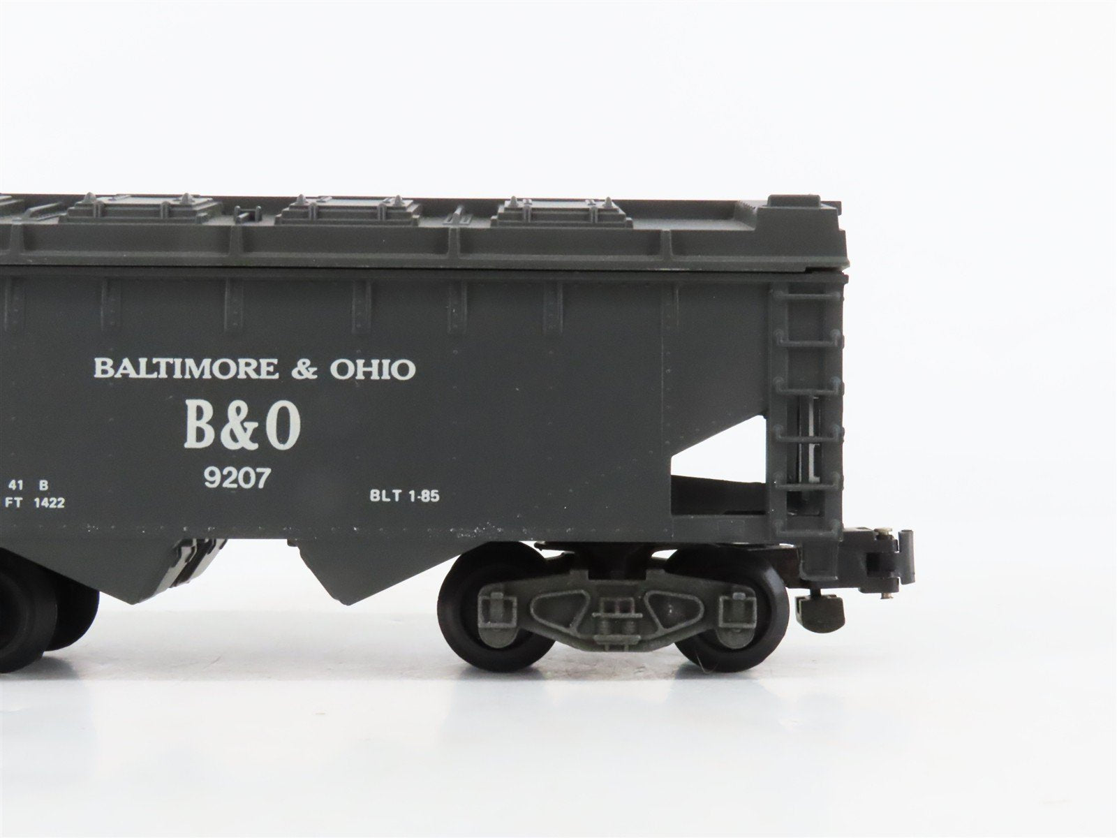 S Scale American Flyer 4-9207 B&O Baltimore & Ohio 3-Bay Covered Hopper #9207