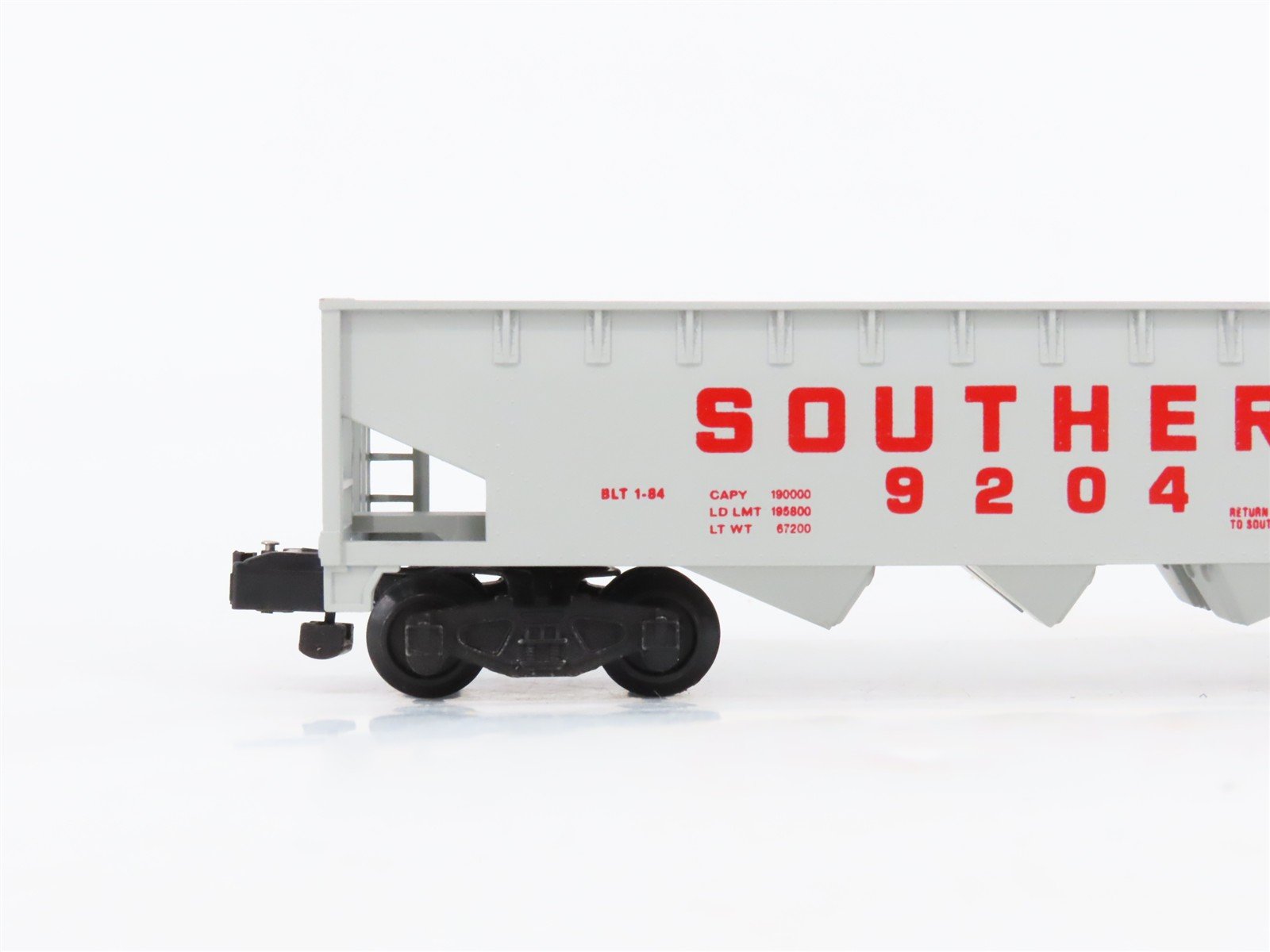 S Scale American Flyer 4-9204 Southern 3-Bay Open Hopper #9204