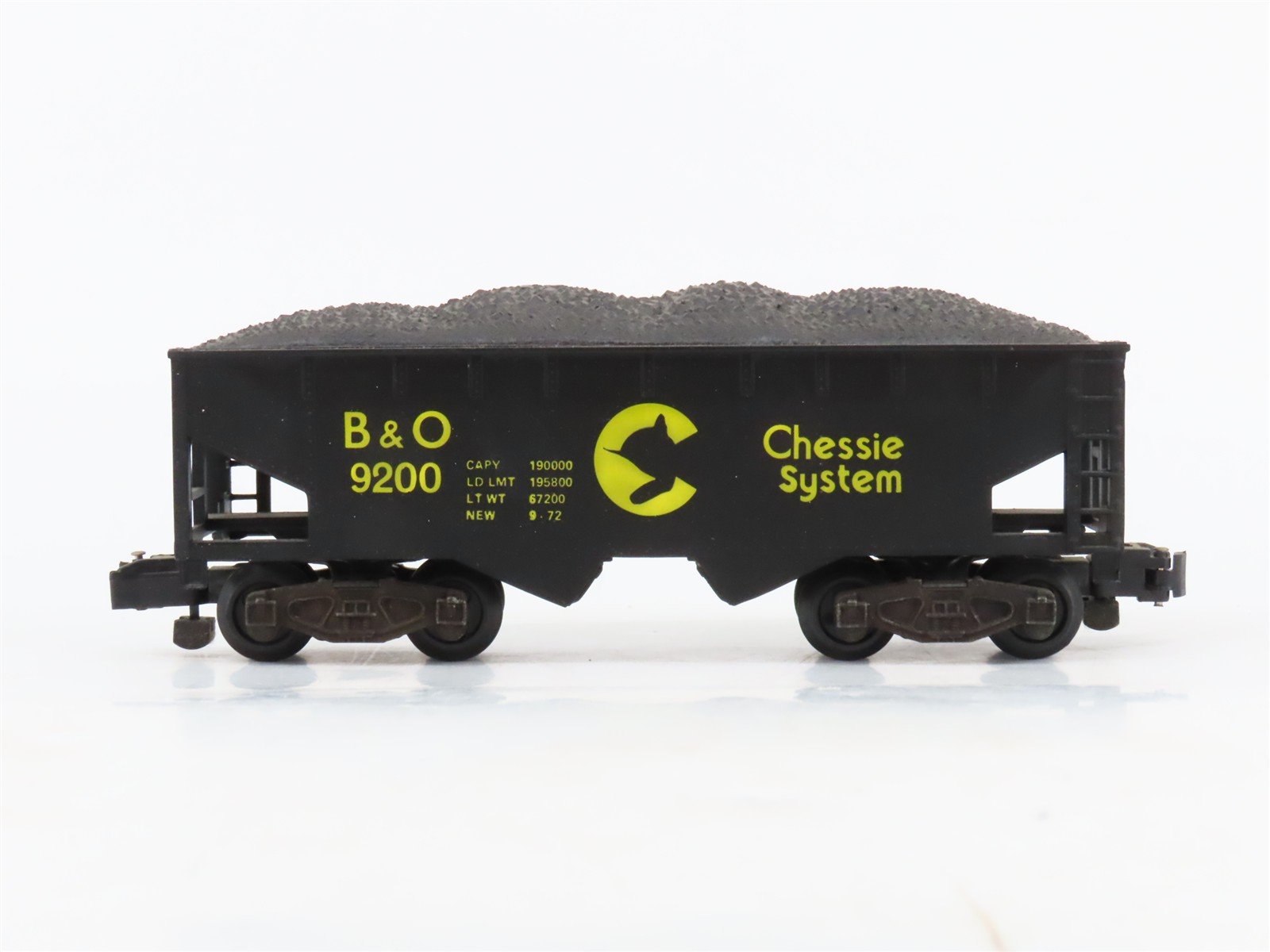 S Scale American Flyer 4-9200 B&O Chessie System 3-Bay Open Hopper #9200 w/Load