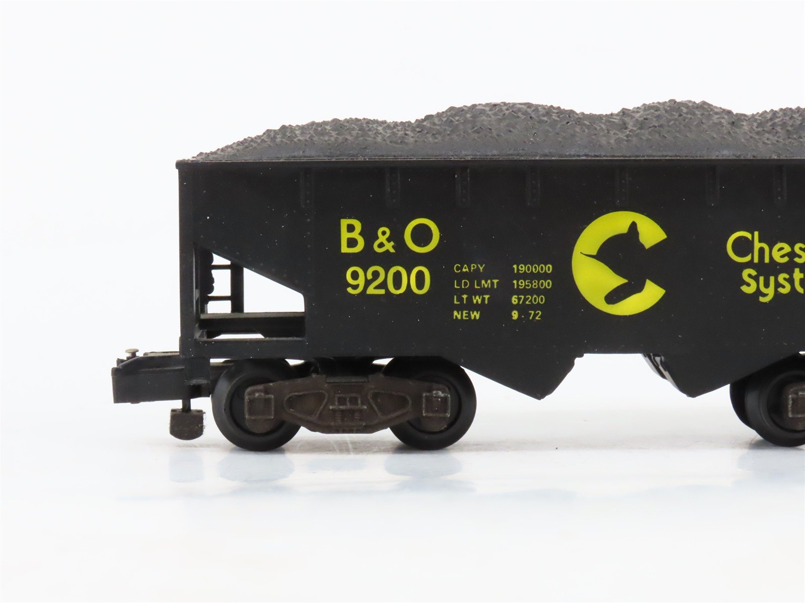 S Scale American Flyer 4-9200 B&O Chessie System 3-Bay Open Hopper #9200 w/Load