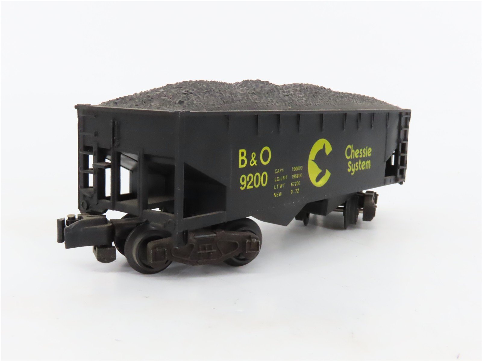 S Scale American Flyer 4-9200 B&O Chessie System 3-Bay Open Hopper #9200 w/Load