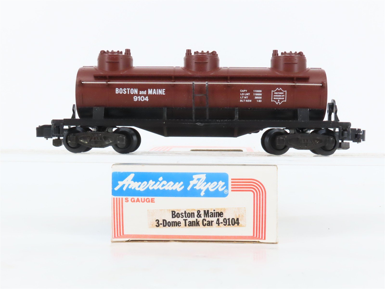 S Scale American Flyer 4-9104 B&M Boston & Maine 3-Dome Tankcar #9104