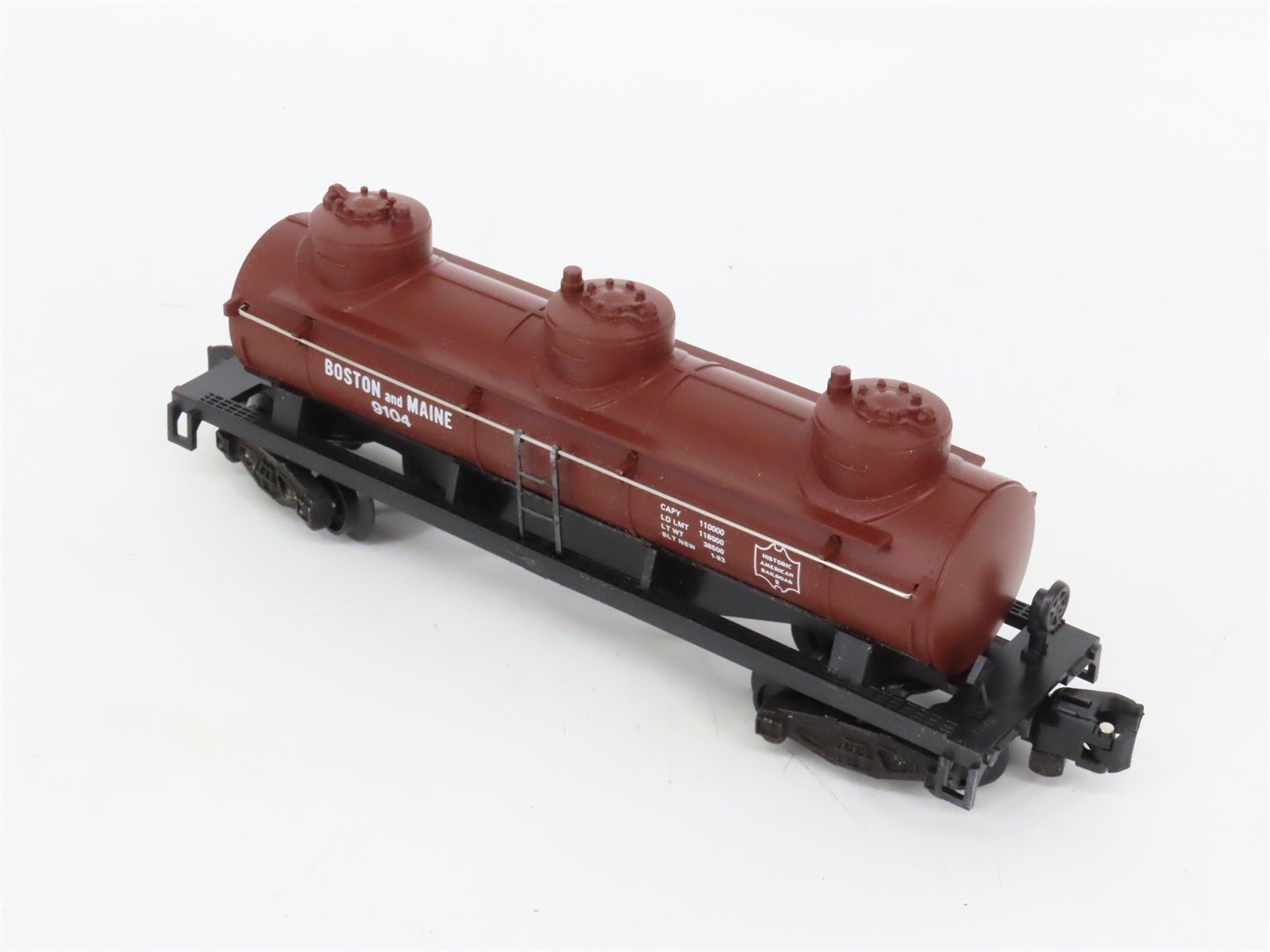S Scale American Flyer 4-9104 B&M Boston & Maine 3-Dome Tankcar #9104