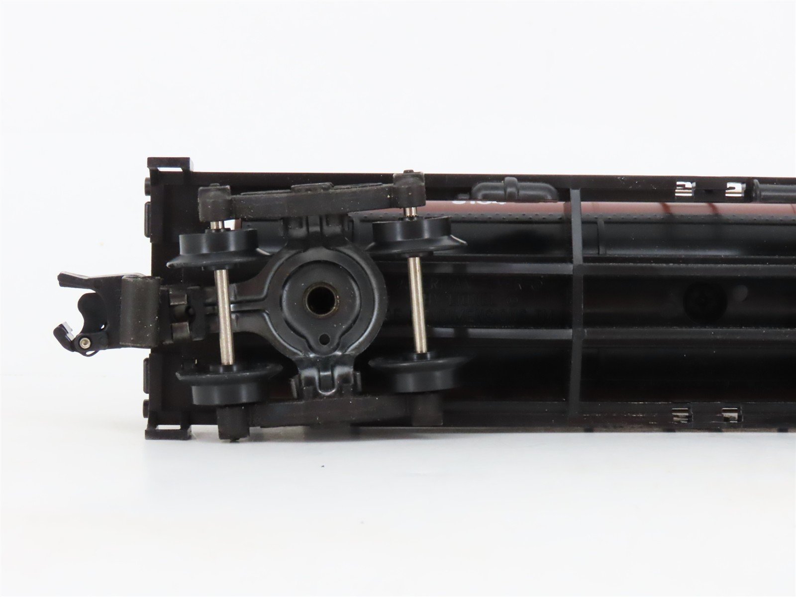S Scale American Flyer 4-9104 B&M Boston & Maine 3-Dome Tankcar #9104