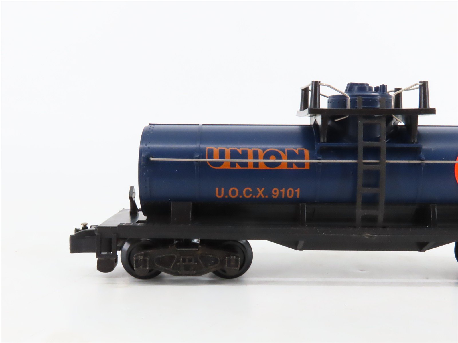 S Scale American Flyer 4-9101 UOCX Union Oil Single Dome Tankcar #9101
