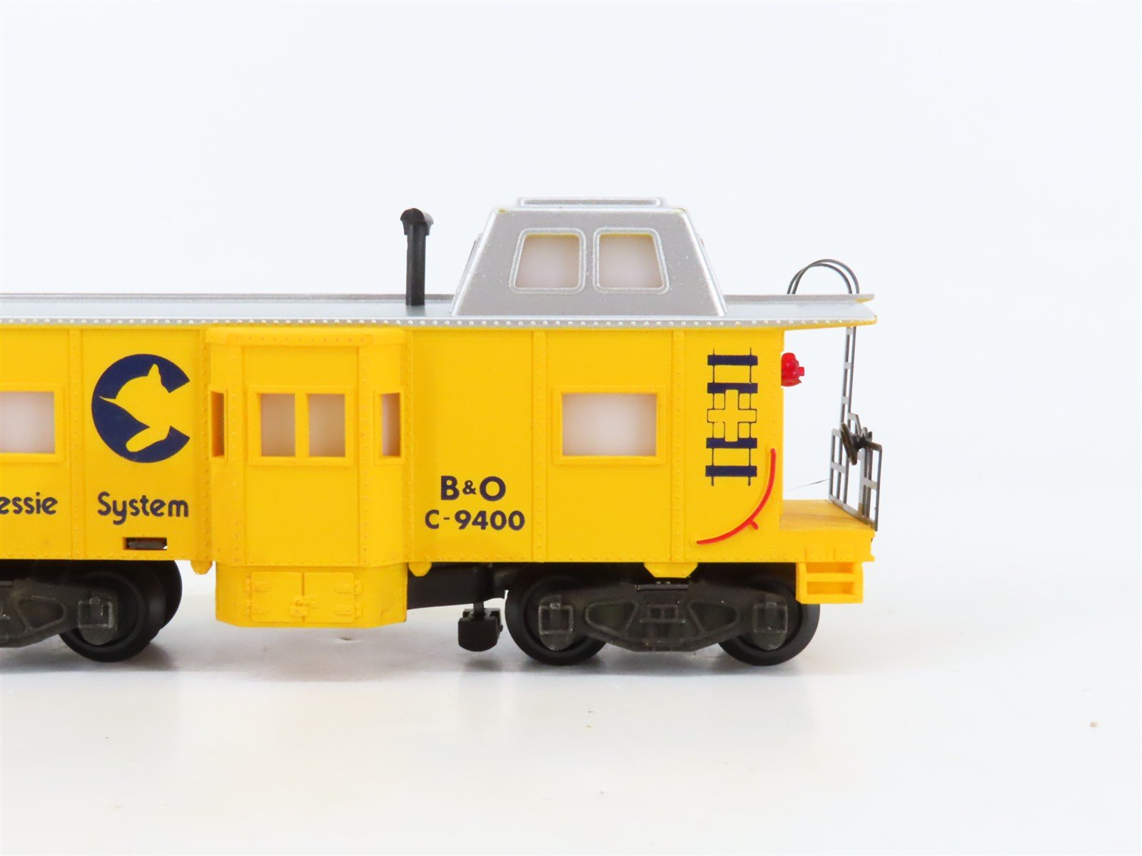 S Scale American Flyer 4-9400 B&O Chessie System Caboose #9400