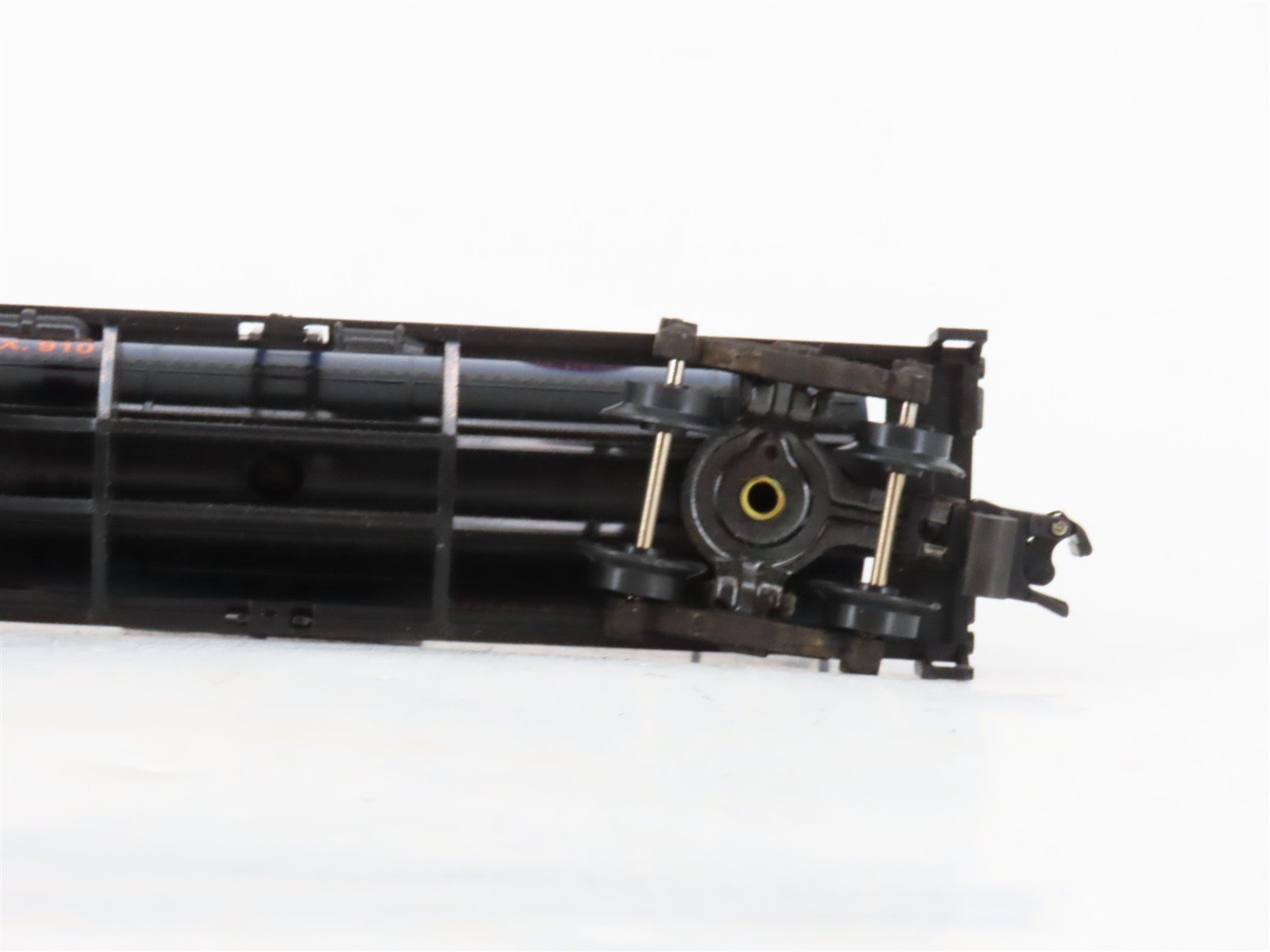 S Scale American Flyer 4-9101 UOCX Union Oil Single Dome Tankcar #9101