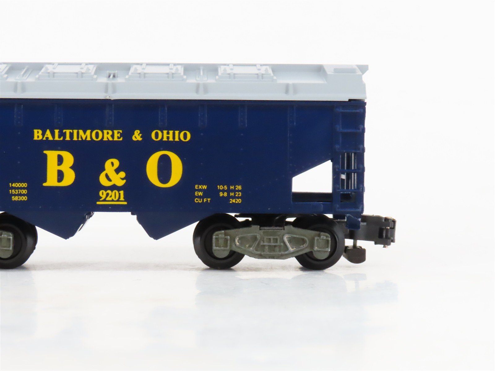 S Scale American Flyer 4-9201 B&O Baltimore & Ohio 2-Bay Covered Hopper #9201