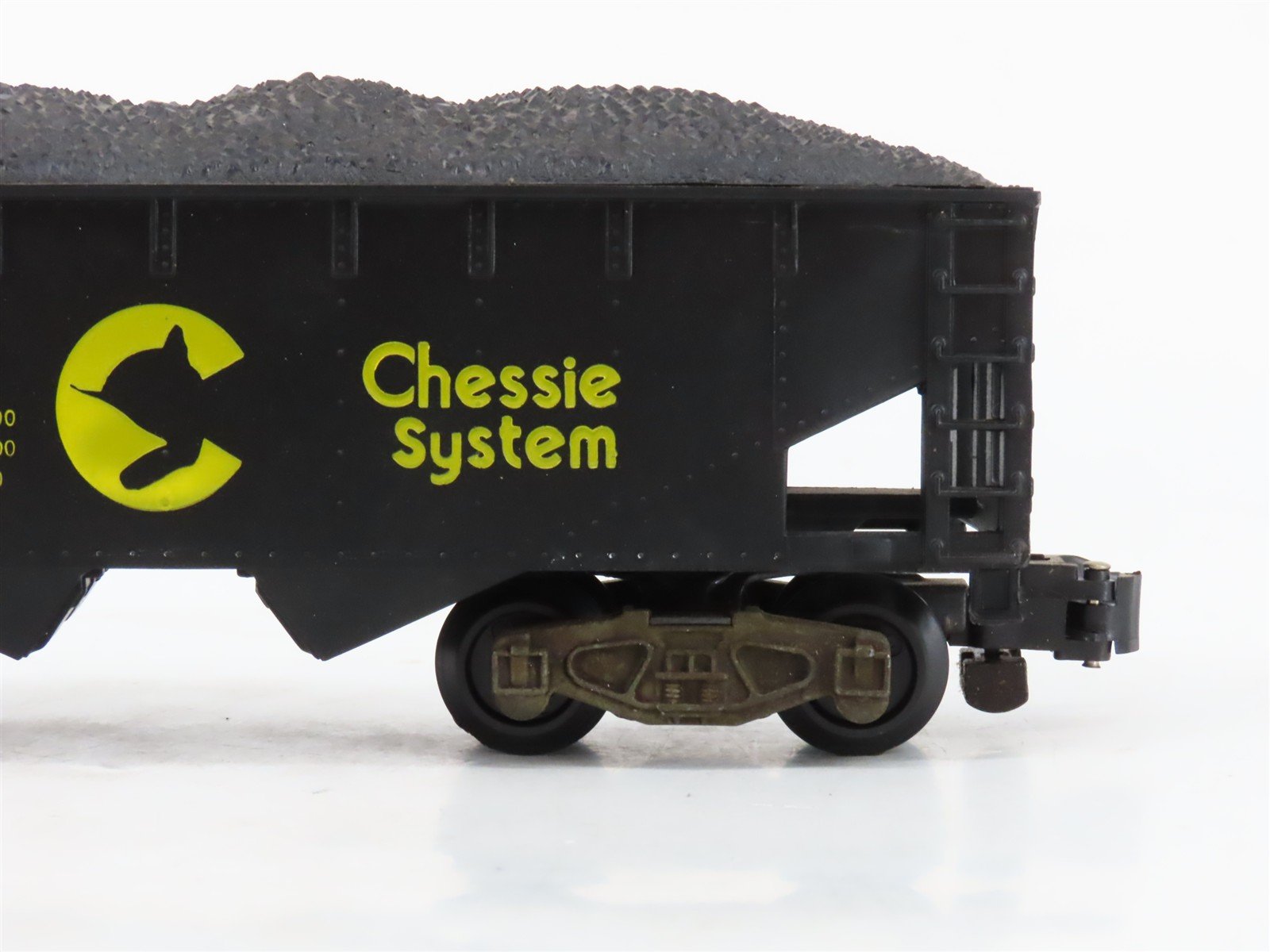S Scale American Flyer 4-9200 B&O Chessie System 2-Bay Open Hopper #9200 w/Load
