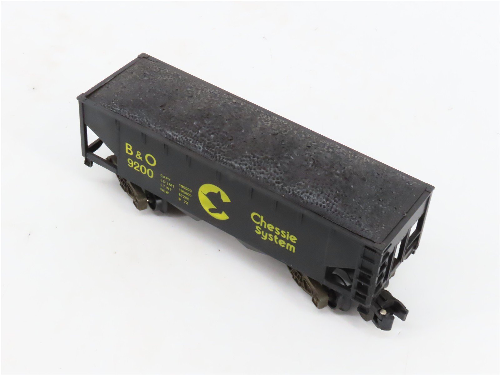 S Scale American Flyer 4-9200 B&O Chessie System 2-Bay Open Hopper #9200 w/Load