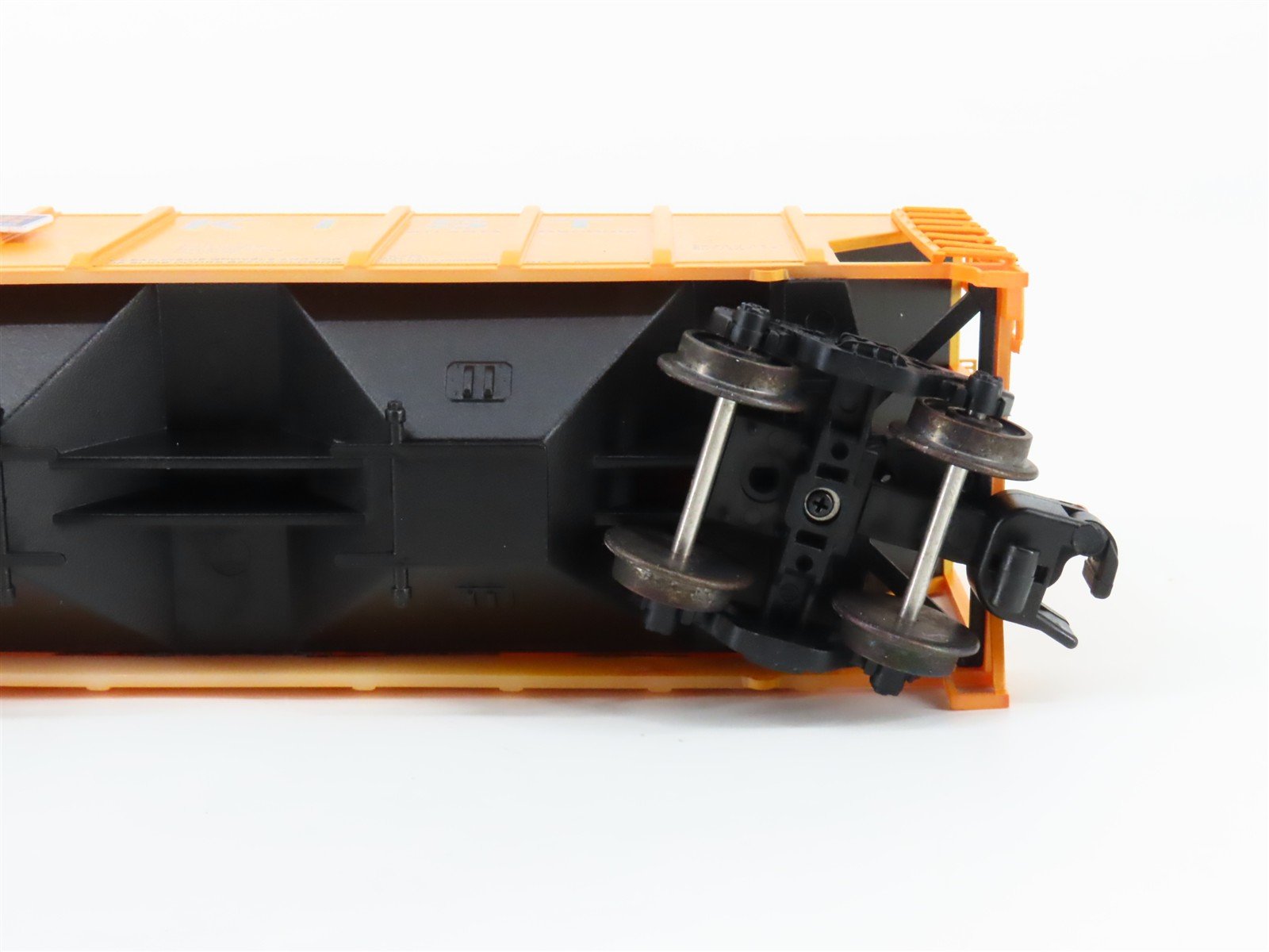 S Scale American Models NASG 2021 TLDX Gold Kist 3-Bay Covered Hopper #5623